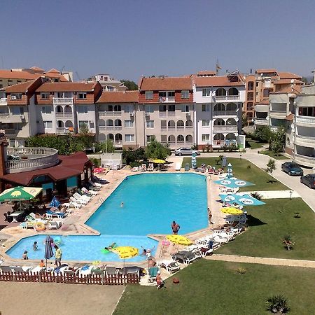 סאני ביץ' Apartments Bravo 1-Vichevi מראה חיצוני תמונה