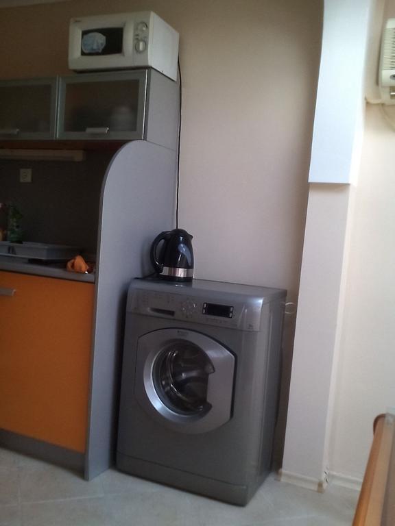 סאני ביץ' Apartments Bravo 1-Vichevi מראה חיצוני תמונה