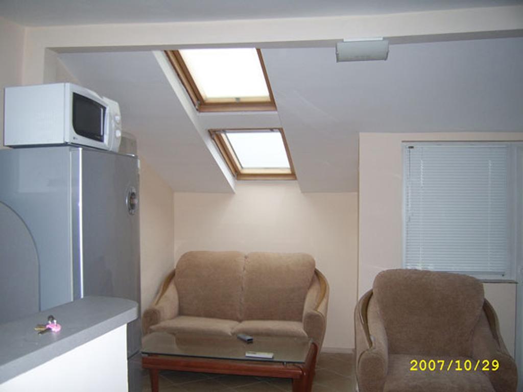 סאני ביץ' Apartments Bravo 1-Vichevi מראה חיצוני תמונה