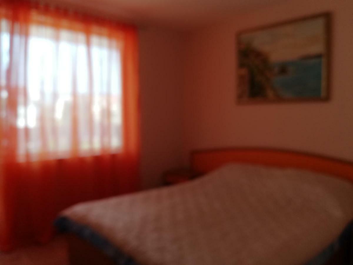סאני ביץ' Apartments Bravo 1-Vichevi מראה חיצוני תמונה